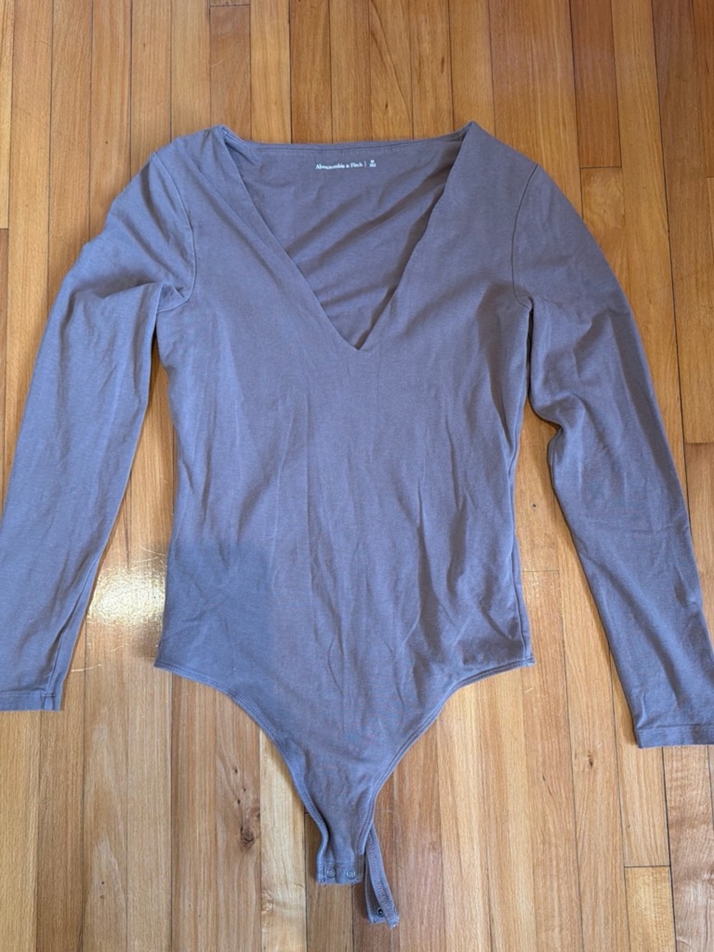 Abercrombie & Fitch Long-Sleeve V-Neck Bodysuit - Taupe